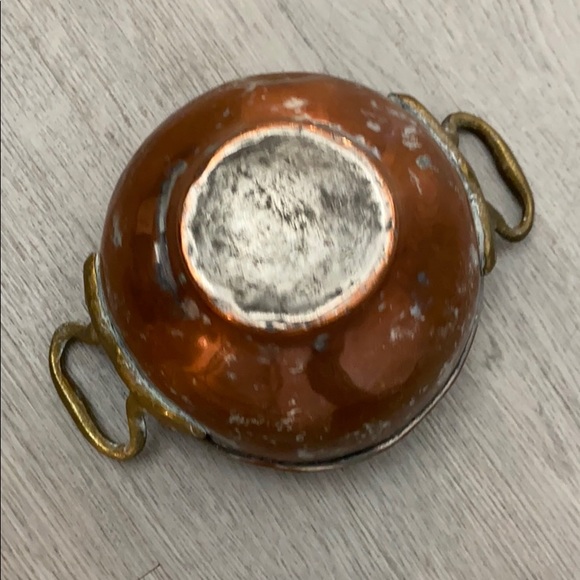 Antique Copper Pot - Picture 2 of 4